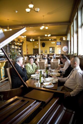 The Waterloo Hotel & Bistro Newport  Luaran gambar